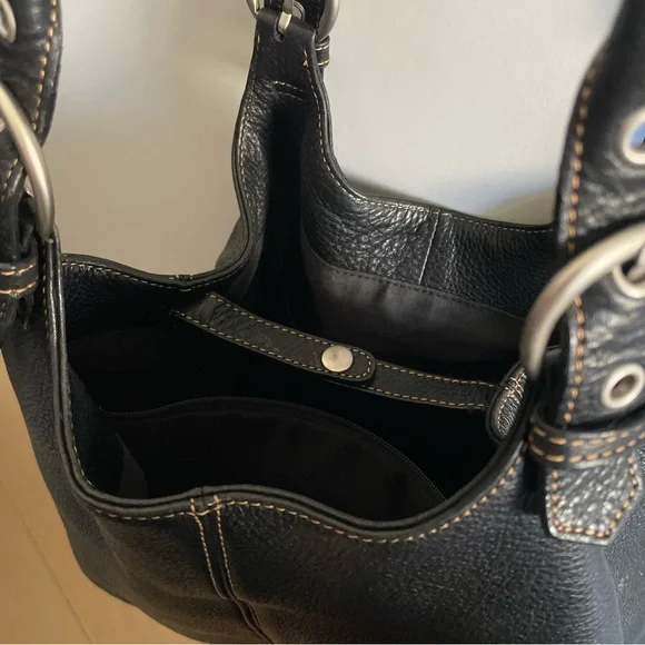 kenneth cole leather tote - Picture 6 of 8